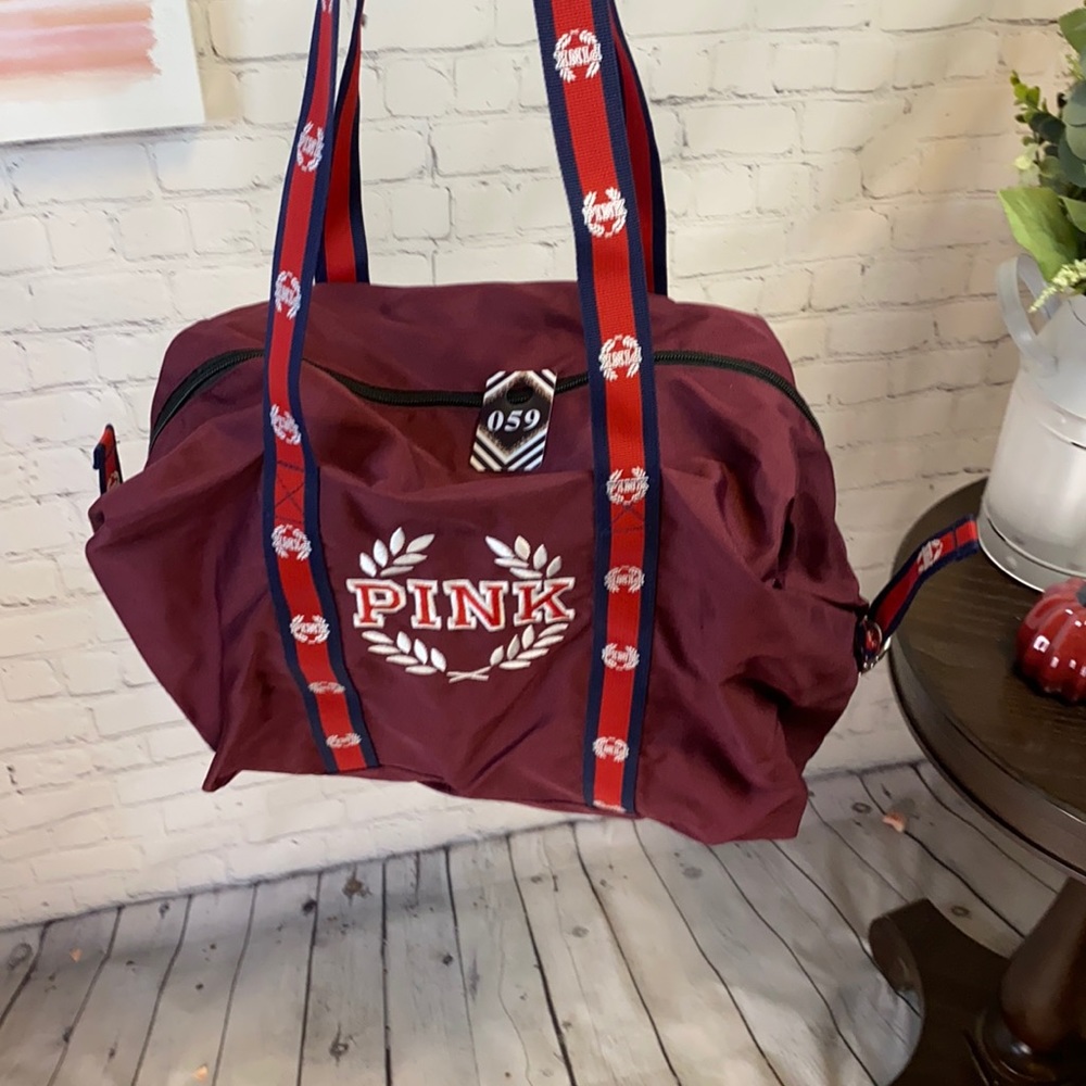 PINK Victoria’s Secret Sports bag. NWOT